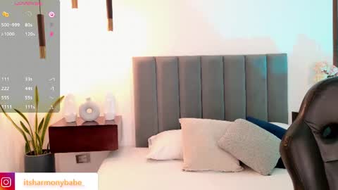 Snapshot of harmonybabe_ chatting on 06.22.26 Harmony online show from 06.22.26