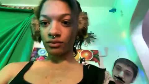 Snapshot of harmonycoxx_ chatting on 01.27.25 Nicky online show from 01.27.25