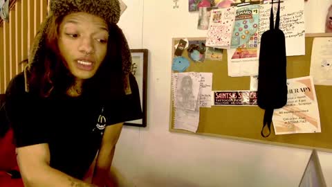 Snapshot of harmonycoxx_ chatting on 02.02.25 Nicky online show from 02.02.25