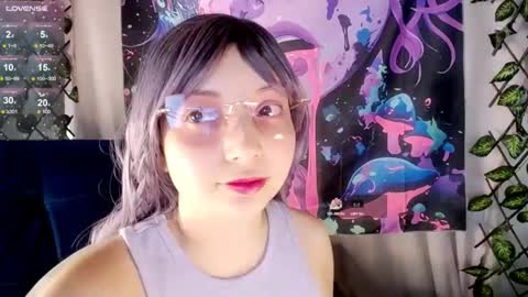 Snapshot of harmonys_couple_ chatting on 11.26.25 Harmonys World online show from 11.26.25