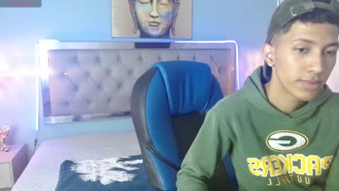 Snapshot of haroldxl chatting on 01.16.25 IM HAROLD online show from 01.16.25