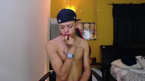 Snapshot of harry_jhonsonn chatting on 02.04.25 Harry online show from 02.04.25