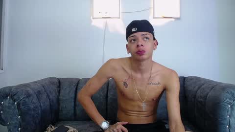 Snapshot of harry_jhonsonn chatting on 02.06.25 Harry online show from 02.06.25