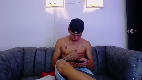 Snapshot of harry_jhonsonn chatting on 02.06.25 Harry online show from 02.06.25