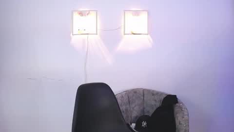 Snapshot of harry_jhonsonn chatting on 02.25.25 Harry online show from 02.25.25