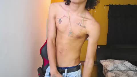 Snapshot of harry_jhonsonn chatting on 03.11.25 Harry online show from 03.11.25