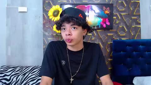 Snapshot of harry_jhonsonn chatting on 10.10.25 Harry online show from 10.10.25