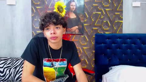 Snapshot of harry_jhonsonn chatting on 10.14.25 Harry online show from 10.14.25