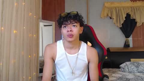 Snapshot of harry_jhonsonn chatting on 10.18.25 Harry online show from 10.18.25
