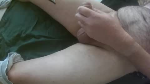 Snapshot of harryhairybod chatting on 11.26.25 harryhairybod online show from 11.26.25