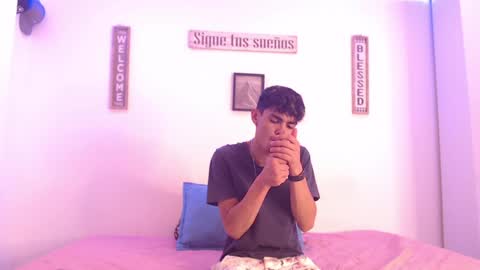 Snapshot of harrythomson1 chatting on 12.16.24 harry thomson online show from 12.16.24