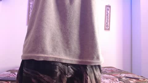 Snapshot of harrythomson1 chatting on 01.21.25 harry thomson online show from 01.21.25