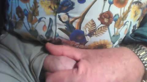 Snapshot of hartwichser1 chatting on 09.25.25 hot n  nasty online show from 09.25.25