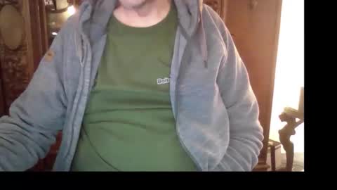 Snapshot of hartwichser1 chatting on 10.16.25 hot n  nasty online show from 10.16.25