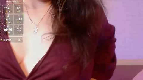 Snapshot of haruu_tay chatting on 03.10.25 Haru  online show from 03.10.25