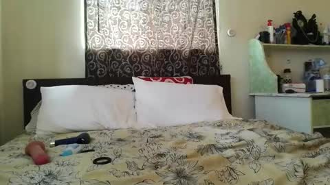 hastudk online show from 10.14.25