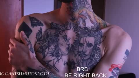 Snapshot of hatsumotokyoto chatting on 03.09.25 More content   2   online show from 03.09.25