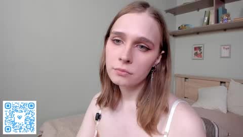 Mia online show from 04.30.26