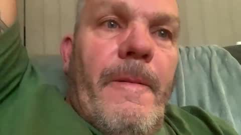 Snapshot of hawks2113 chatting on 12.17.24 hawks2113 online show from 12.17.24