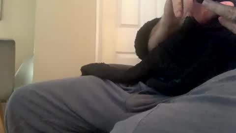 Snapshot of hawks2113 chatting on 01.12.25 hawks2113 online show from 01.12.25