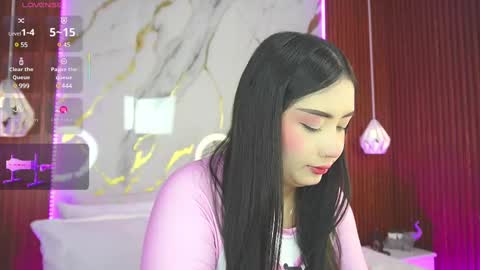 haylie  See you tonight at 8pm Colombia time online show from 02.10.25