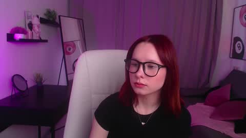 Mia online show from 03.18.26