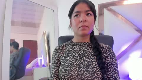 Snapshot of hayamikioto chatting on 01.20.25 Hayami  online show from 01.20.25