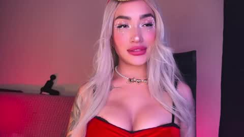 Marie online show from 11.11.25