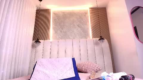 Snapshot of hazel_kataleya chatting on 07.30.26 kataleya online show from 07.30.26