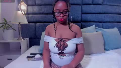 hazel_lanee online show from 06.29.26
