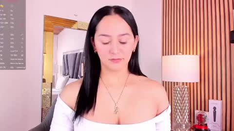  Hazel  online show from 02.03.25