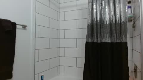 Hazel online show from 03.04.25