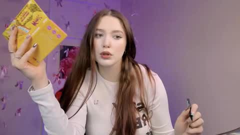 Hazel online show from 04.21.26