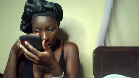 hazel_tess online show from 02.01.26