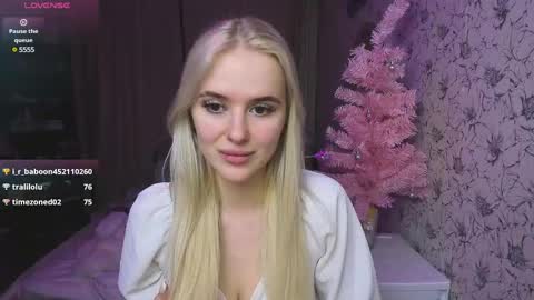 Valeria online show from 12.28.24