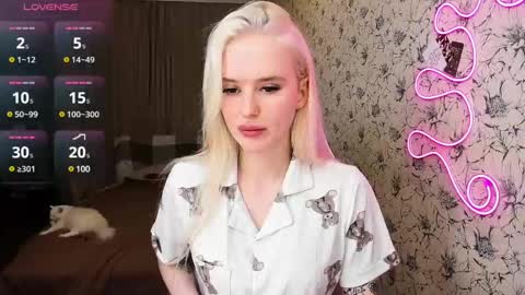 Valeria online show from 03.12.25