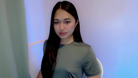 Snapshot of heart_of_asia chatting on 12.03.25 Yoshin online show from 12.03.25