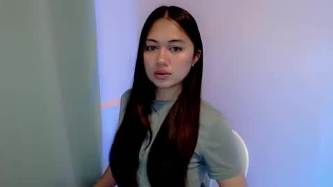 Snapshot of heart_of_asia chatting on 12.04.25 Yoshin online show from 12.04.25