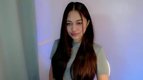 Snapshot of heart_of_asia chatting on 12.22.25 Yoshin online show from 12.22.25