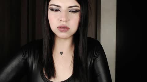HEATHER DEMONZX   Please help me to reach 100 thumbs up online show from 04.02.26