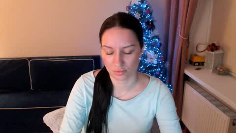 Snapshot of heaven_chloe chatting on 02.05.25 Heaven girl online show from 02.05.25