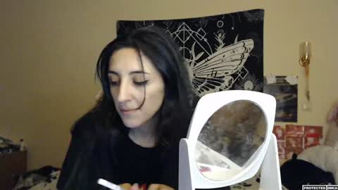 Snapshot of heavenlycreature chatting on 01.01.25 Diana online show from 01.01.25