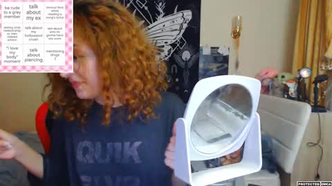 Snapshot of heavenlycreature chatting on 12.15.25 Diana online show from 12.15.25