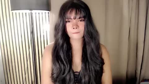 KENDAL online show from 12.18.25