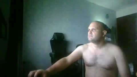 Snapshot of heavy_rebellxc chatting on 07.06.26 Heavy Rebell online show from 07.06.26