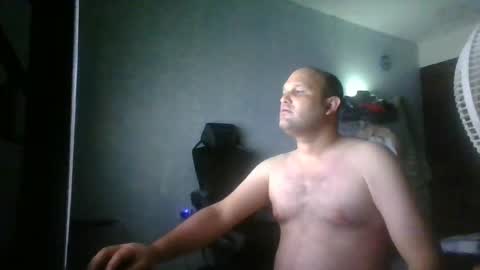 Snapshot of heavy_rebellxc chatting on 08.02.26 Heavy Rebell online show from 08.02.26