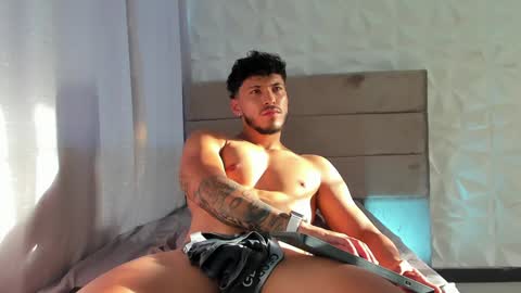 Snapshot of heavy_thor chatting on 01.12.25 Thor online show from 01.12.25