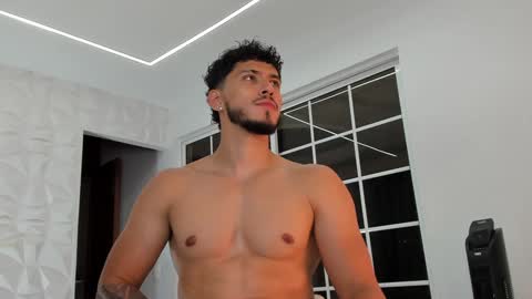 Snapshot of heavy_thor chatting on 02.06.25 Thor online show from 02.06.25