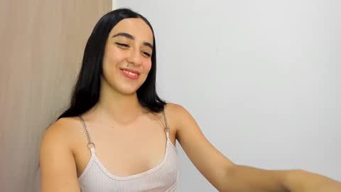 Alejandra online show from 02.25.25