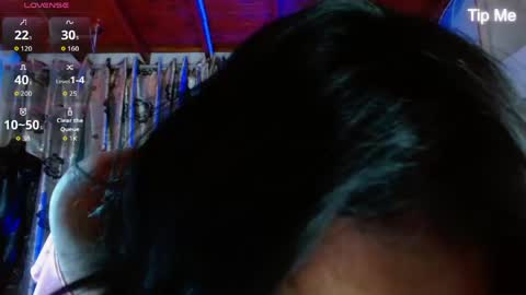 Snapshot of hecate_doll chatting on 05.31.26 hecate_doll online show from 05.31.26